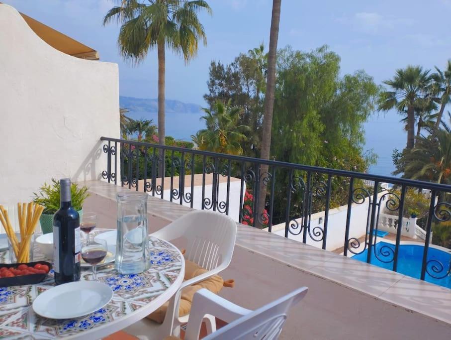 Beautiful 2 Bedroom In Calle Carabeo, Nerja Esterno foto
