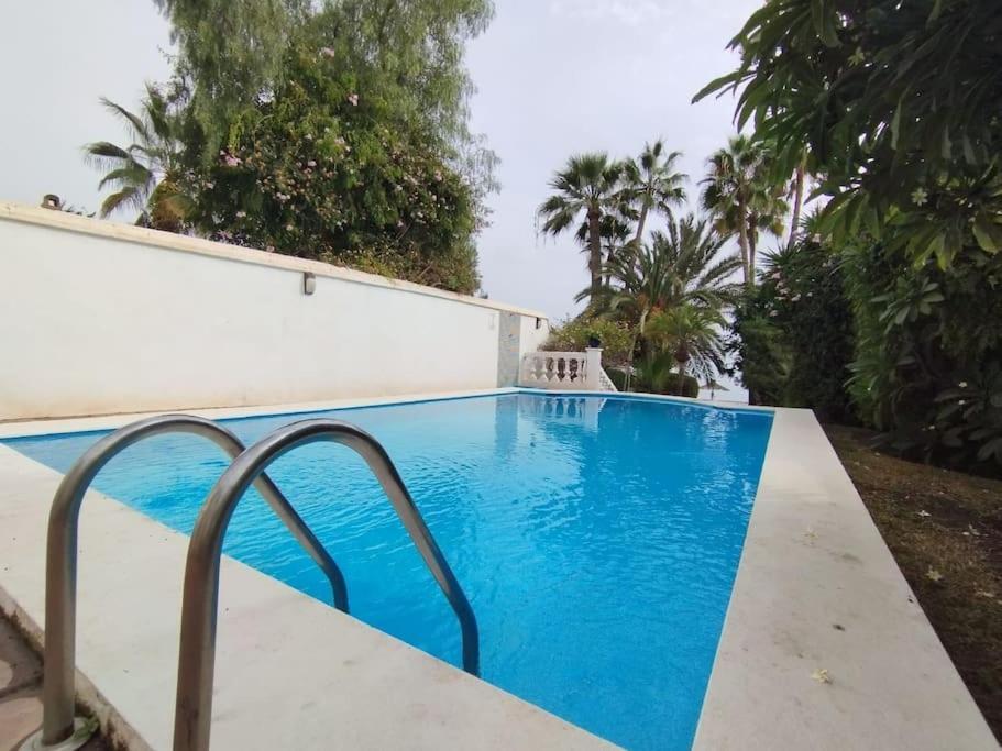 Beautiful 2 Bedroom In Calle Carabeo, Nerja Esterno foto